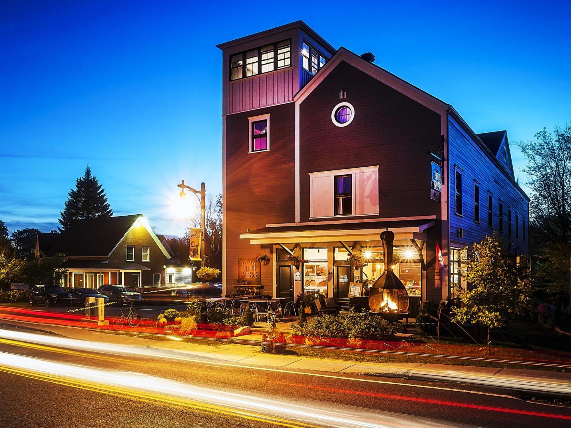 Auberge Sutton Brouerie Extérieur photo